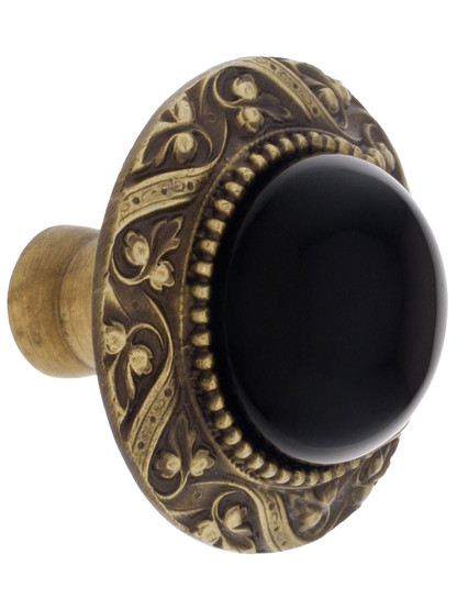 Victorian Jewel / Onyx Knob in Antique Brass.